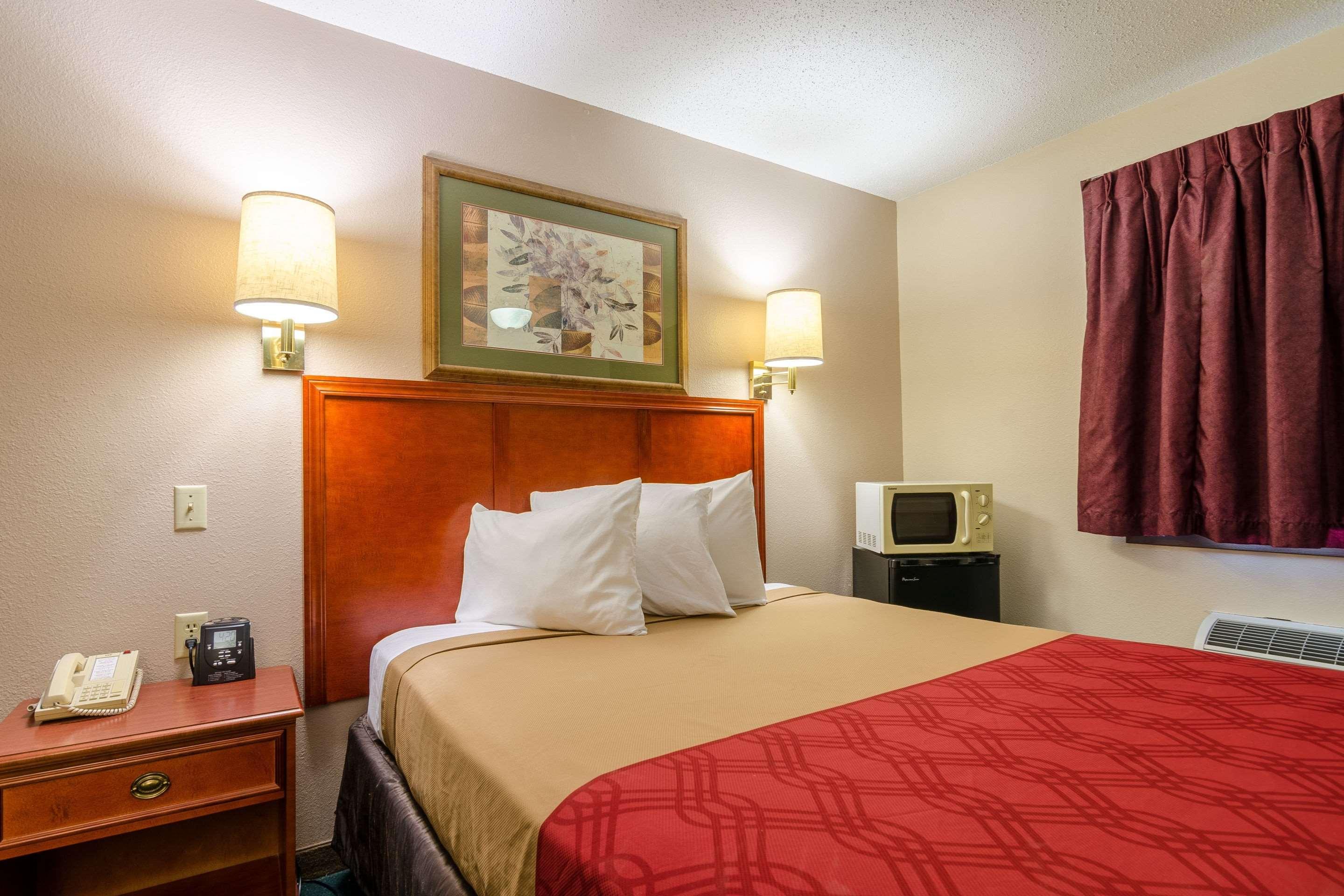 Rodeway Inn Mitchell Zewnętrze zdjęcie