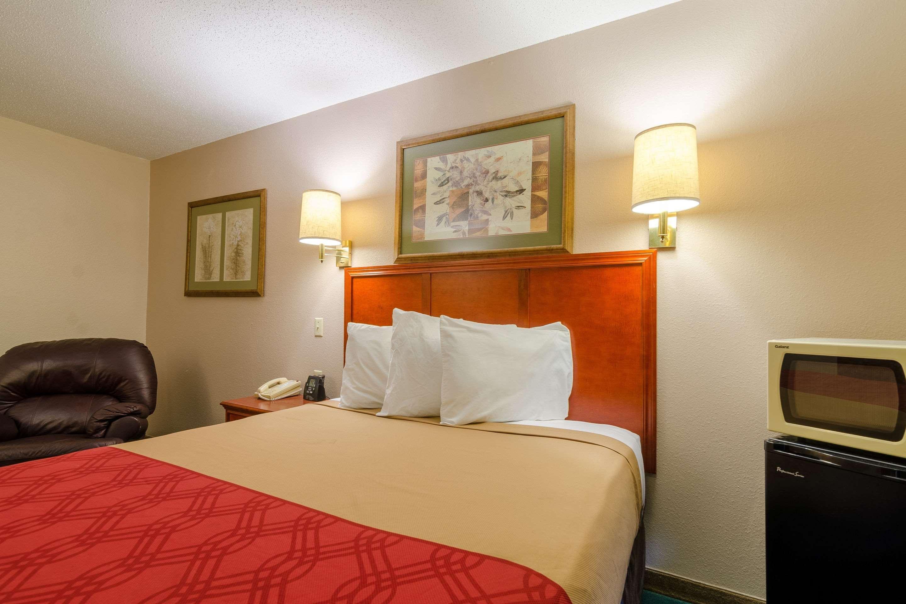Rodeway Inn Mitchell Zewnętrze zdjęcie