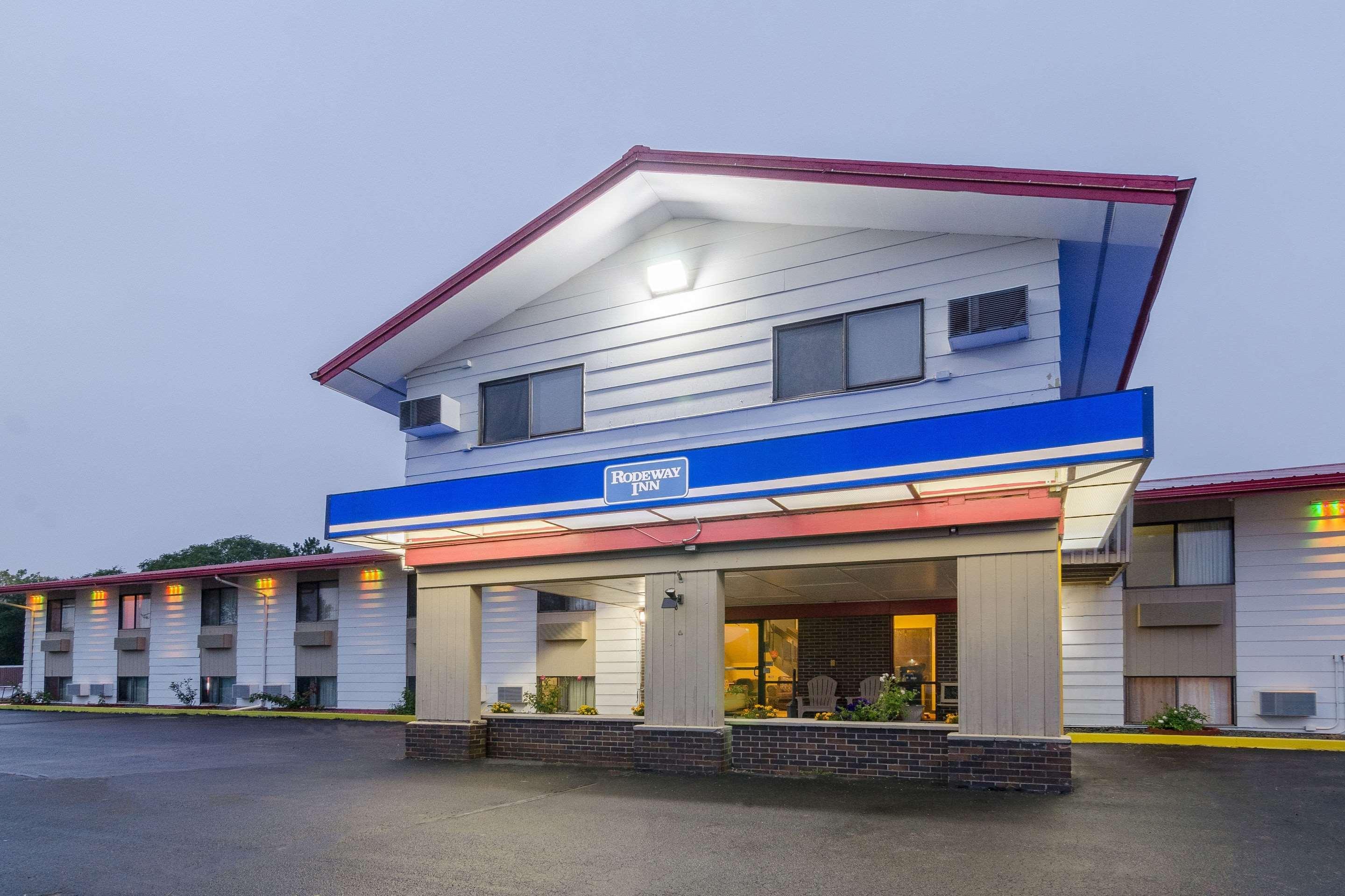 Rodeway Inn Mitchell Zewnętrze zdjęcie