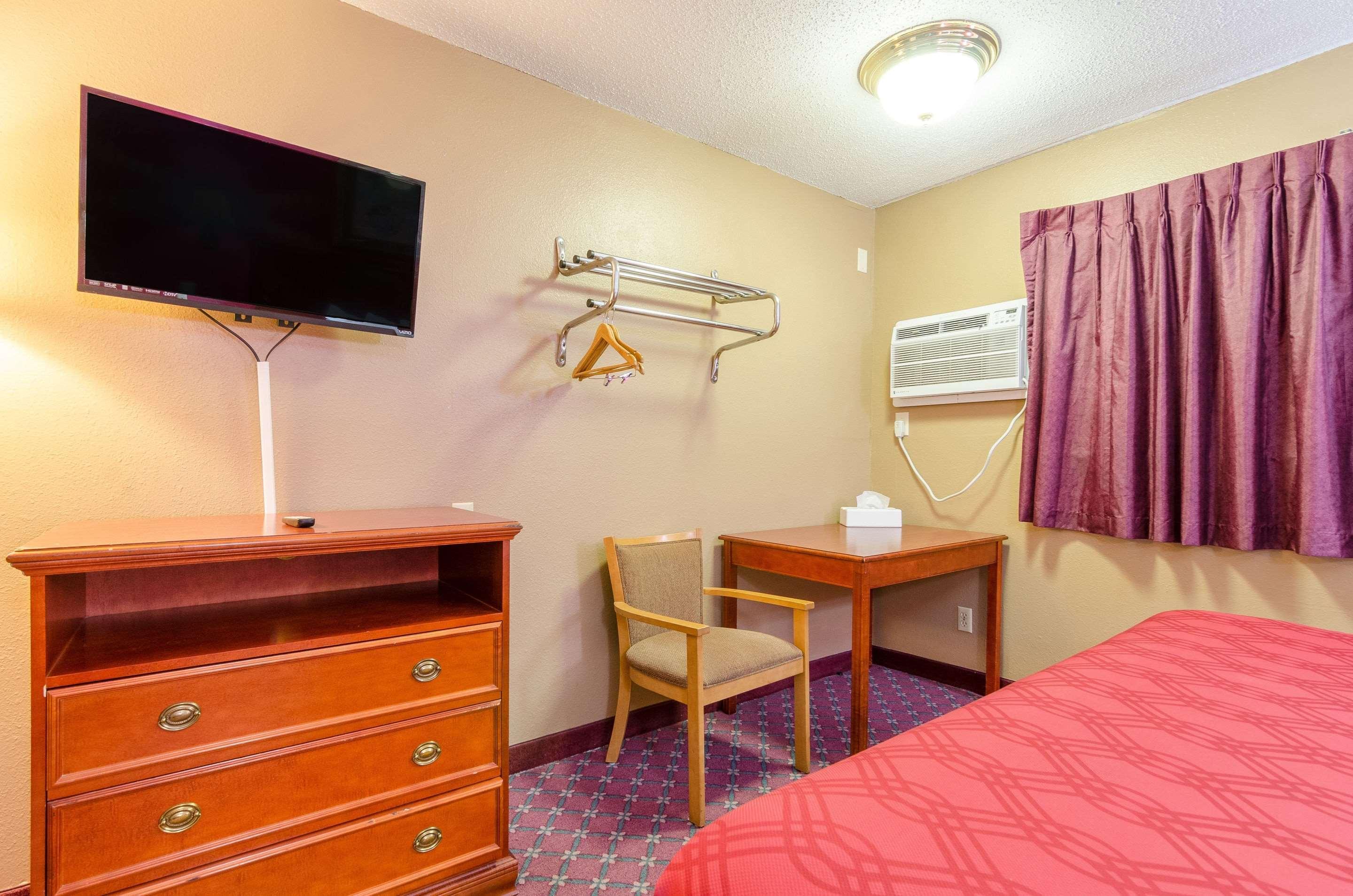 Rodeway Inn Mitchell Zewnętrze zdjęcie