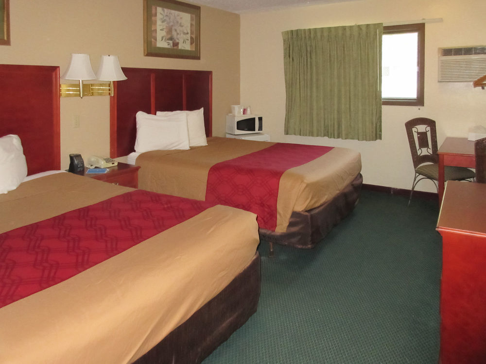 Rodeway Inn Mitchell Zewnętrze zdjęcie