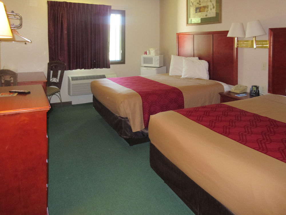 Rodeway Inn Mitchell Zewnętrze zdjęcie